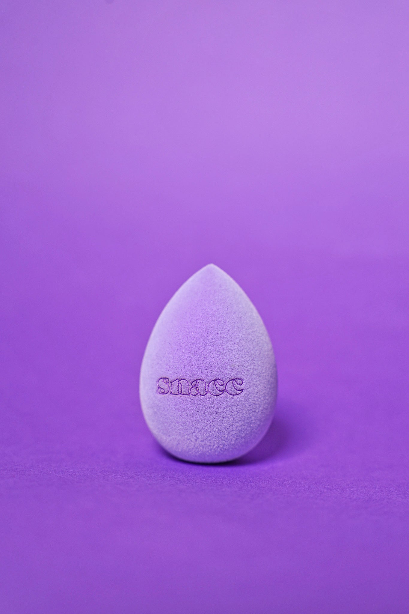 SNACC LAVENDER VELVET MAKEUP SPONGE BEAUTY BLENDER - snacc cosmetics®